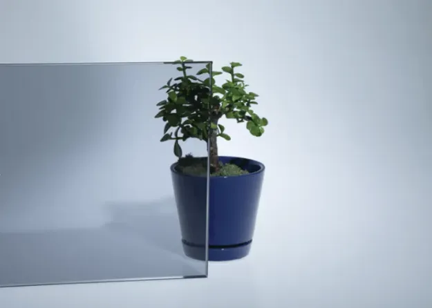 Gray tinted Glass.png